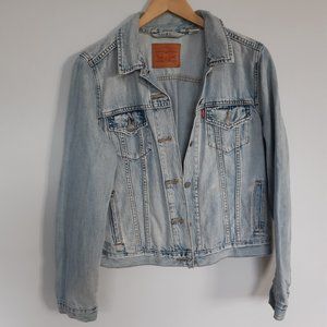 Levi's jean jacket